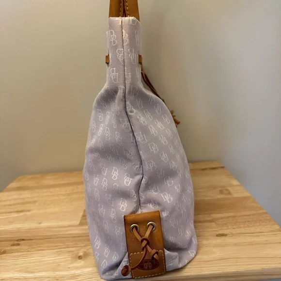 Dooney & Bourke Lavender and Tan Signature Tote Bag - Picture 4 of 7